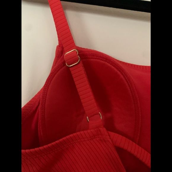 Kona Sol red/orange 1 piece swimsuit, crisscross back straps, ribbed, Small - Picture 7 of 9